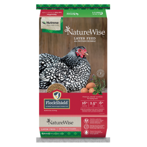 Nutrena® NatureWise® Layer 16% Crumble Poultry Feed